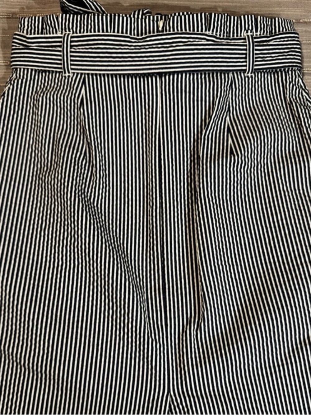 Ann Taylor Black and White Striped Tie-Waist Pencil Skirt - Picture 4 of 11